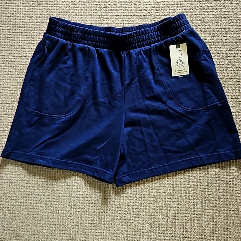 1x pair of shorts.